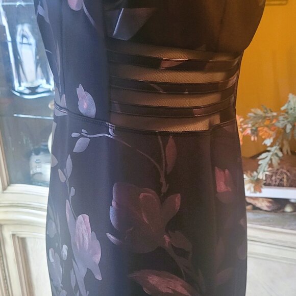 EYECATCHING ENFOCUS DRESS - Picture 2 of 3